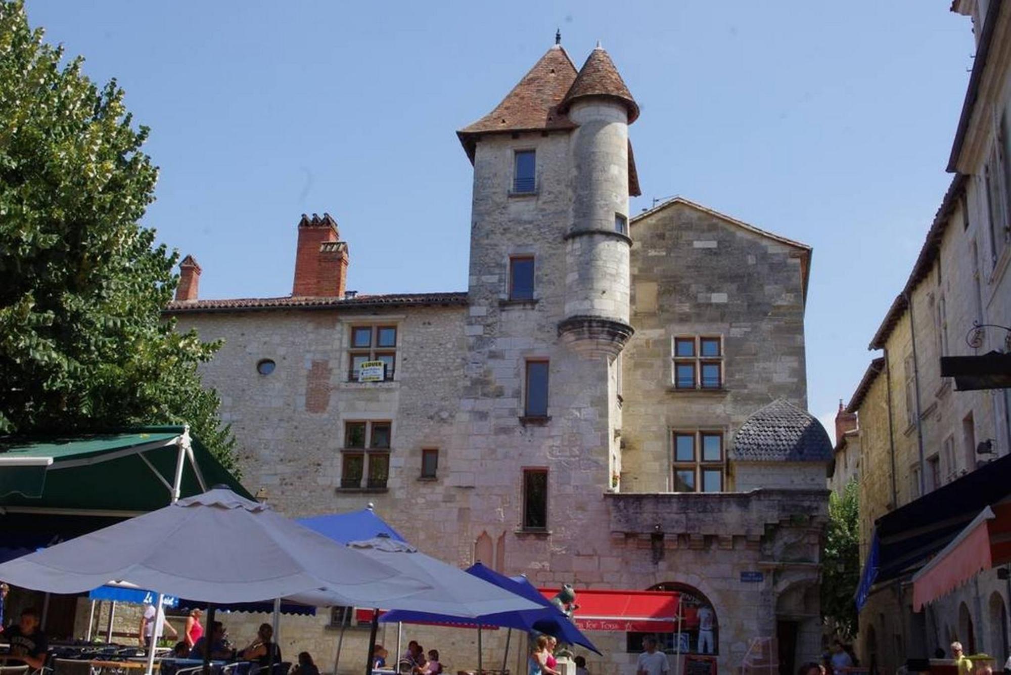 Appartement En Centre Ville Historique Périgueux Екстериор снимка
